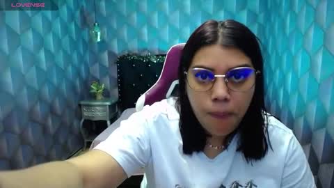 Snapshot of lindabreexlove chatting on 18, 12, 2024 online show from 18, 12, 2024