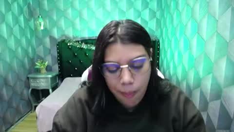 Snapshot of lindabreexlove chatting on 23, 12, 2024 online show from 23, 12, 2024