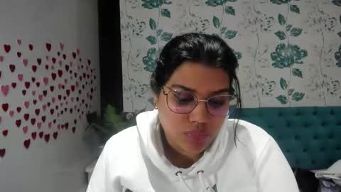 Snapshot of lindabreexlove chatting on 26, 1, 2025 online show from 26, 1, 2025