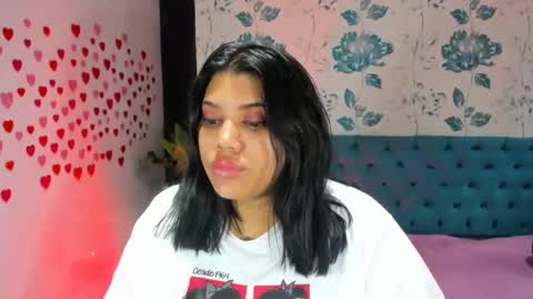 Snapshot of lindabreexlove chatting on 2, 2, 2025 online show from 2, 2, 2025