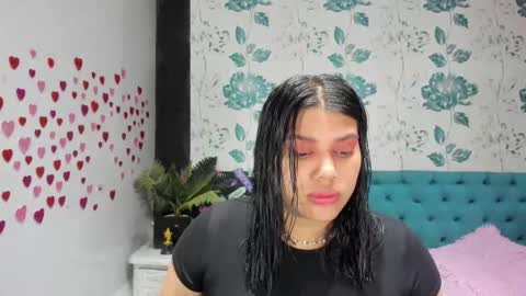 Snapshot of lindabreexlove chatting on 3, 3, 2025 online show from 3, 3, 2025