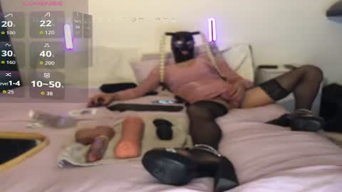 lindafrombehind online show from 25, 4, 2026