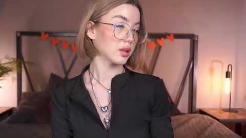 your Linda is back online show from 26, 2, 2025