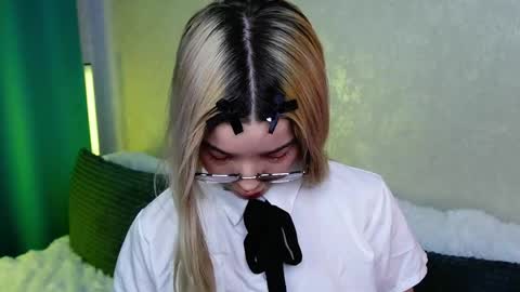 Snapshot of lindathackerr chatting on 2, 5, 2026 Linda online show from 2, 5, 2026