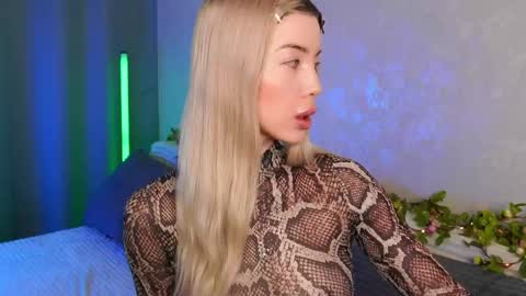 Snapshot of lindathackerr chatting on 11, 5, 2026 Linda online show from 11, 5, 2026