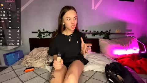 Snapshot of lindseytammo chatting on 21, 11, 2025 Kate online show from 21, 11, 2025