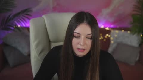 Lindsy online show from 6, 4, 2026