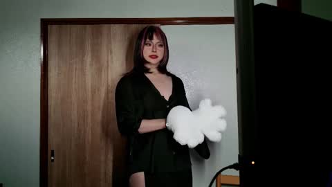 Snapshot of lionnigouki chatting on 4, 1, 2025 lionnigouki online show from 4, 1, 2025