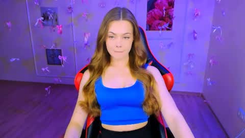 liora  online show from 26, 6, 2026