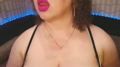 Snapshot of lipsaddiction chatting on 29, 4, 2026 LIpsAddiction online show from 29, 4, 2026
