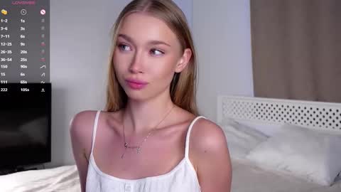 Lina online show from 12, 3, 2025