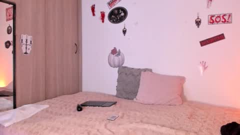 Snapshot of liry_kim chatting on 5, 11, 2025 liry online show from 5, 11, 2025