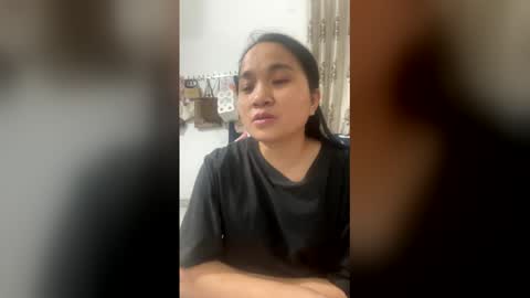 lisa_hanw online show from 24, 4, 2026