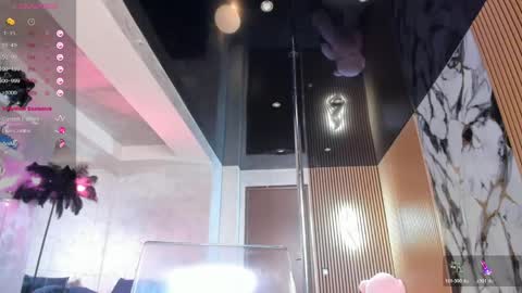 onlyfans-lisaakira instagram-lisaakira9  twitter-lisaakira4 online show from 15, 4, 2026