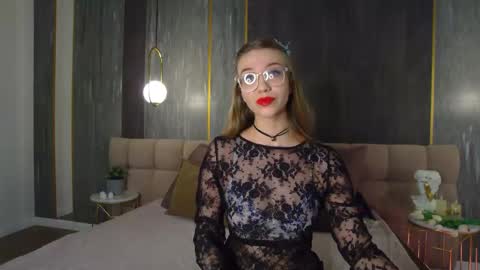 Snapshot of lisafalse chatting on 3, 2, 2026 Lisa online show from 3, 2, 2026