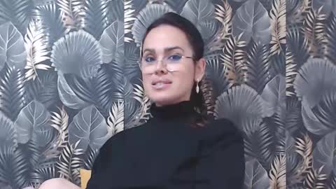 Snapshot of lisagrand chatting on 2, 11, 2025 Lisa Grand online show from 2, 11, 2025