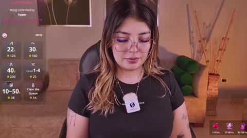 LISA MONROE online show from 8, 10, 2025