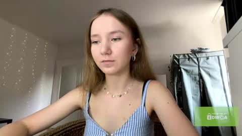 Snapshot of lisasmall chatting on 16, 7, 2026 lisasmall online show from 16, 7, 2026