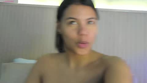 Snapshot of liss_reyes chatting on 26, 11, 2025 Liss online show from 26, 11, 2025