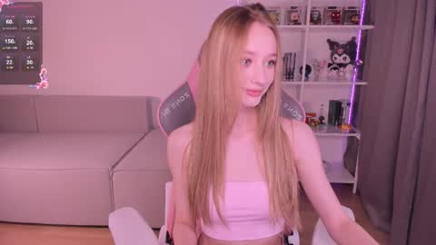 Snapshot of lissa__fox chatting on 26, 10, 2025 lissa online show from 26, 10, 2025