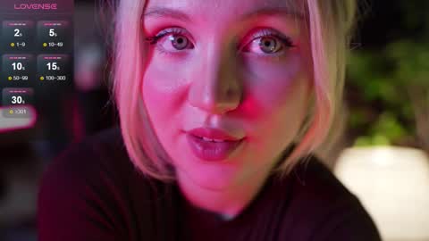 Snapshot of lissablush_ chatting on 15, 9, 2025 Lissa online show from 15, 9, 2025