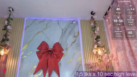 Snapshot of lissadupont chatting on 5, 2, 2026 LISSA DUPONT online show from 5, 2, 2026