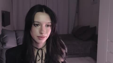 lissaelison online show from 4, 3, 2026