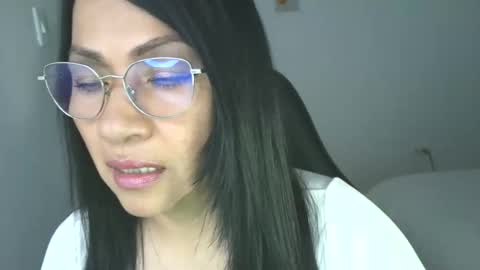 Lissafeethot online show from 25, 10, 2025