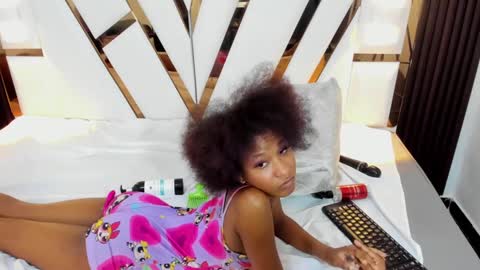 Snapshot of litte_ebony chatting on 24, 1, 2025 Ashley online show from 24, 1, 2025