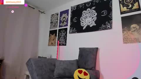 Snapshot of little__ammy chatting on 7, 6, 2026 little__ammy online show from 7, 6, 2026