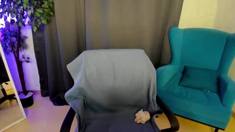 Isabel online show from 10, 7, 2026