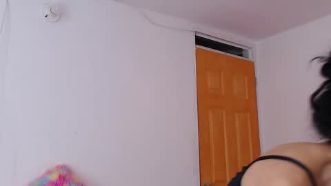 TU ANGELITO online show from 19, 10, 2025