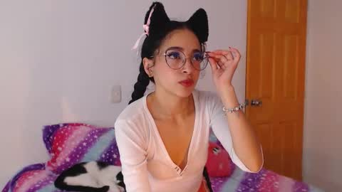 TU ANGELITO online show from 28, 10, 2025