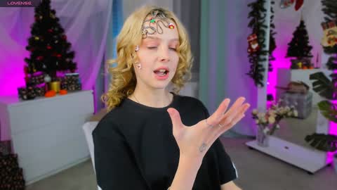 Snapshot of little_anitta chatting on 17, 12, 2024 Anita B-day stream on 7TH DEC online show from 17, 12, 2024