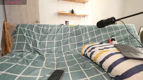 Snapshot of little_bear00 chatting on 18, 6, 2026 Little bear - give my room a like thanks. online show from 18, 6, 2026