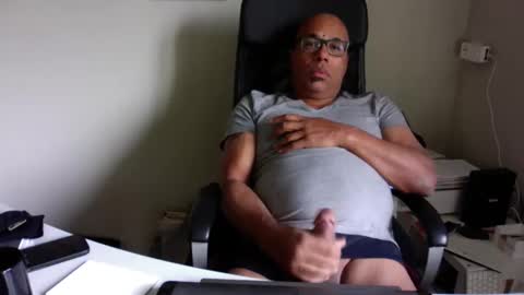 Snapshot of little_buddha chatting on 13, 5, 2026 Pure Black Power online show from 13, 5, 2026