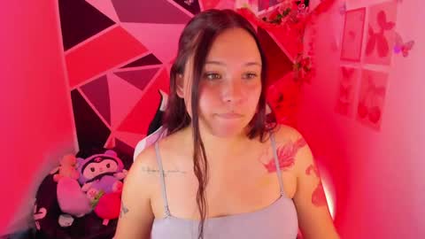 Snapshot of little_emma0 chatting on 8, 5, 2026 Carol online show from 8, 5, 2026