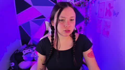 Snapshot of little_emma0 chatting on 21, 5, 2026 Carol online show from 21, 5, 2026