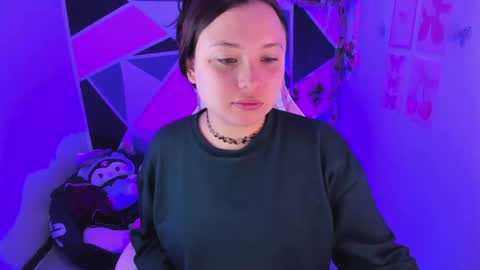 Snapshot of little_emma0 chatting on 27, 5, 2026 Carol online show from 27, 5, 2026