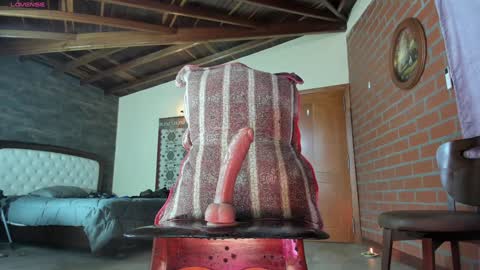 Snapshot of little_izzi chatting on 5, 12, 2024 Izzi online show from 5, 12, 2024