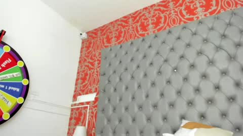 Snapshot of little_lilith_apple chatting on 3, 2, 2025 little_lilith_apple online show from 3, 2, 2025