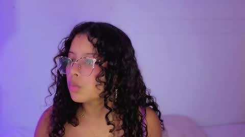 Snapshot of little_lilith_apple chatting on 7, 10, 2025 little_lilith_apple online show from 7, 10, 2025