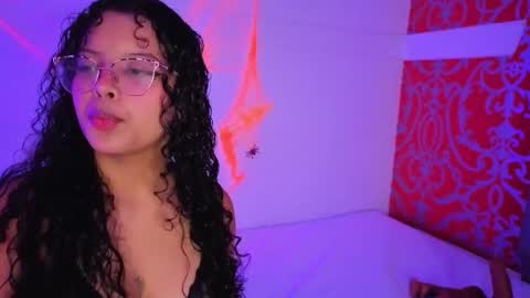 Snapshot of little_lilith_apple chatting on 26, 10, 2025 little_lilith_apple online show from 26, 10, 2025