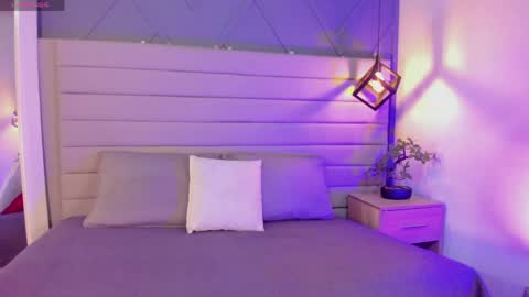 Snapshot of little_luna7 chatting on 8, 4, 2026 Luna online show from 8, 4, 2026