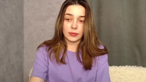 Mia   Im online every day 1530 PM in New York  2030 PM in London online show from 23, 12, 2024