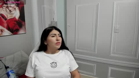 Snapshot of little_naiara chatting on 15, 1, 2025 Katty online show from 15, 1, 2025