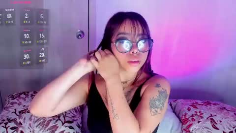 Snapshot of little_natty_ chatting on 21, 6, 2026 Natty online show from 21, 6, 2026