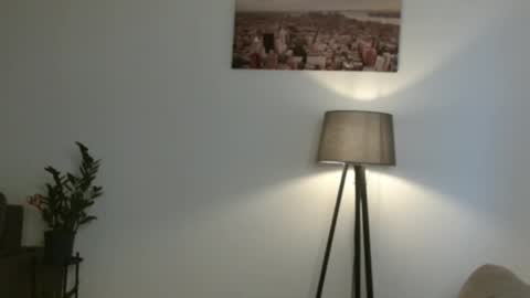 Snapshot of little_nicole_ chatting on 1, 10, 2025 Nicole online show from 1, 10, 2025