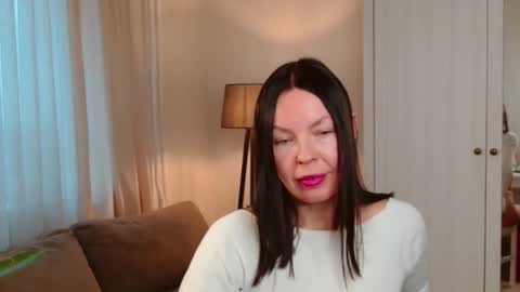 Snapshot of little_nicole_ chatting on 15, 12, 2025 Nicole online show from 15, 12, 2025