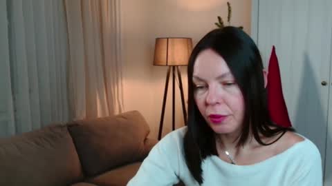 Snapshot of little_nicole_ chatting on 20, 12, 2025 Nicole online show from 20, 12, 2025